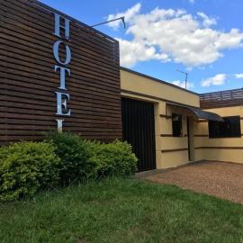 Santa Bárbara dʼOeste में, होटल Hotel em SBO - São Francisco