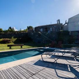 Casa do Castanheiro, Açores - With private pool!, hotel u gradu Nordeste
