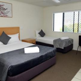 Summit Motel