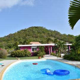 Villa FRAMBOISINE/ BAYALOCATION, hotel a Baréto