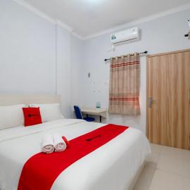 RedDoorz near Pantai Barat Pangandaran 2