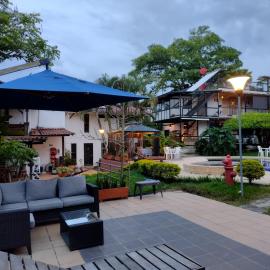 Villa Juana Hotel, hotel em Pereira