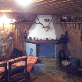 кьща за гости Свети Никола, hotel u gradu Žeravna