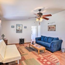 Quiet Tombstone Retreat ~ 3 Mi to Historic Dtwn!, Hotel in Tombstone