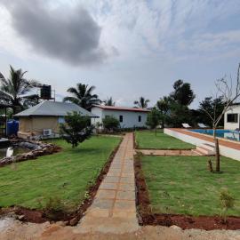 Roy's Nature Nest - Farm Stay near Malshej Ghats, hotel a Ghātghar
