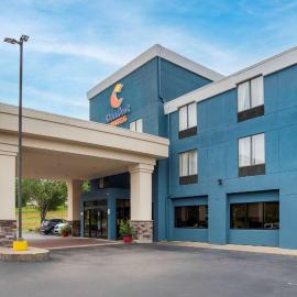 Comfort Suites Fultondale I-65 near I-22, hotel v destinácii Fultondale