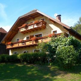Ferienhaus Huber, hotell sihtkohas Bleiburg
