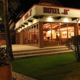 Motel M, ξενοδοχείο σε Malacky