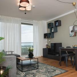 Great apartment with view and heated rooftop Pool