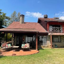 Francolin Cottage at Great Rift Valley Lodge & Golf Resort Naivasha, hotel u gradu 'Naivasha'