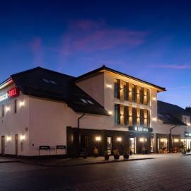 Ilkus Hotel & Restaurant, hotelli kohteessa Krze