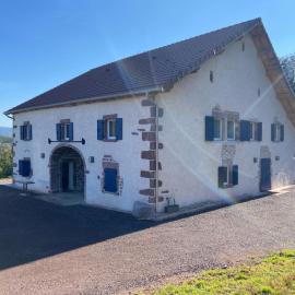 Gîte des PRARY des Mille étangs, hotel in Ternuay-Melay-et-Saint-Hilaire