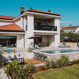 Luxury Villa Luana