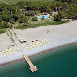 Denizati Holiday Village، فندق في غومولدور