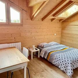 Chambre privée au pied des pistes - Chambre chez l'habitant - ChaletNelda com โรงแรมในลามูรา