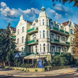 Dom Zdrojowy Amber, готель у Свіноуйсьці