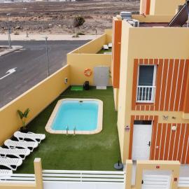 Mariposas Home Pool, hotel in Puerto del Rosario