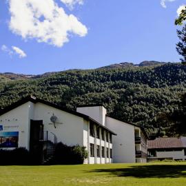 Nordfjord Hotell, hotel v destinaci Nordfjordeid