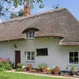 Entire Thatched Cottage, hotel a Melbourn