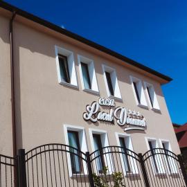 Casa Lacul Doamnei, готель у місті Окнеле-Марі