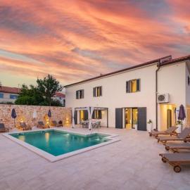Luxury Villa Ivy