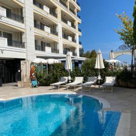 Private Super apartments by sea in Apart Hotel !, hotel a Pomorie