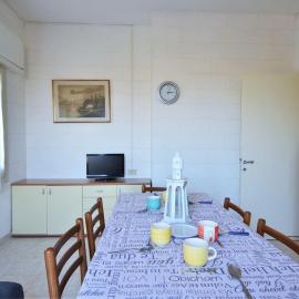 Apartment in Rosolina Mare with garden