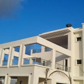 Villa Bolati, avec piscine, jacuzzi, jardin et vue, hotel i Bonoua