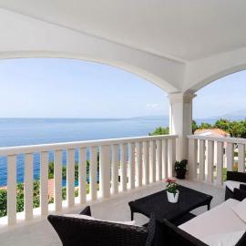 Apartments Villa Bella Vista, hotel a Gornji Dingač