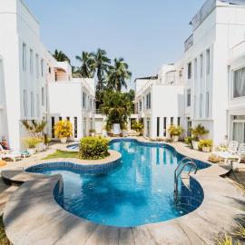VILLA M - JIA 3- 3BHK in Candolim, Pool Facing, Near Beach, Breakfast Included, hotel v mestu Candolim