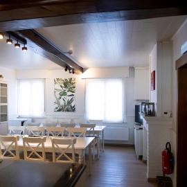 Enjoytoday 49 - Luxueus familieverblijf aan de voet van de Koppenberg: Oudenaarde şehrinde bir otel