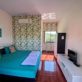 Saeng Tai Amphawa, hotel i Samut Songkhram