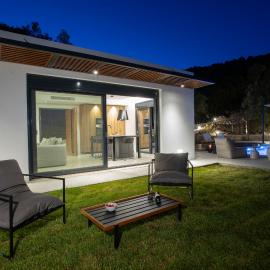 Fternón에 위치한 호텔 High-end Villa Faos Three