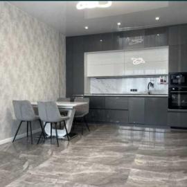 Lux 1-bedroom Most City Center area, hotel in Dnipro