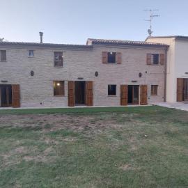 Magione Broccoli, hotel en Candelara