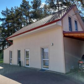 Pokoje FreeDoor, hotelli kohteessa Ługniany