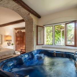 Residenza Corte Cristina & Suites, hotel em Quartucciu