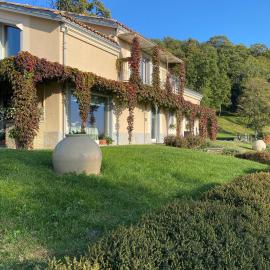 CASCINA SERRA ECO-HOUSE beb, хотел в Muzzano