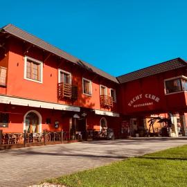 Resort Maják, hotel in Horní Soběšovice