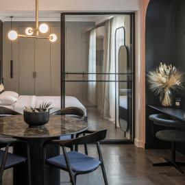 72 AD Urban Comfort Suites, hotel in Thessaloniki