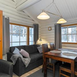 Hallan Akka Apartments, hotelli Hyrynsalmella