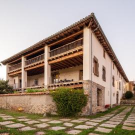 Ca la Masovera - Mas Vinyoles Natura, hotel Sant Pere de Torellóban