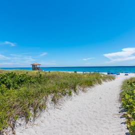 South Florida Spacious Oasis 4BR Retreat with 2 King Beds, Amazing Pool, near Beaches, Hotel in Deerfield Beach