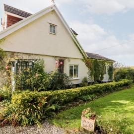 Claire's Cottage, hotel in Poughill