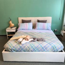 Studio Luna Apartments, hotel a Milano