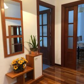 PISO con GARAJE en AVILES – hotel w mieście Avilés