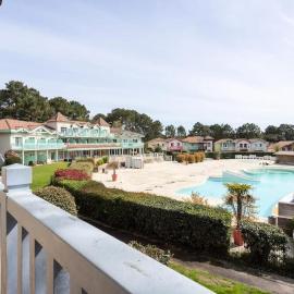 Maison sur golf avec piscine chauffée à Lacanau Océan