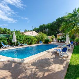 YourHouse Oratge villa with pool、カン・ピカフォルトのホテル
