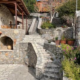 Terra Petra Villa at Psari Trikolonon Gortynia, hotel v destinaci Psárion