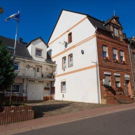 Gästehaus Steuer, hotel v destinácii Kröv